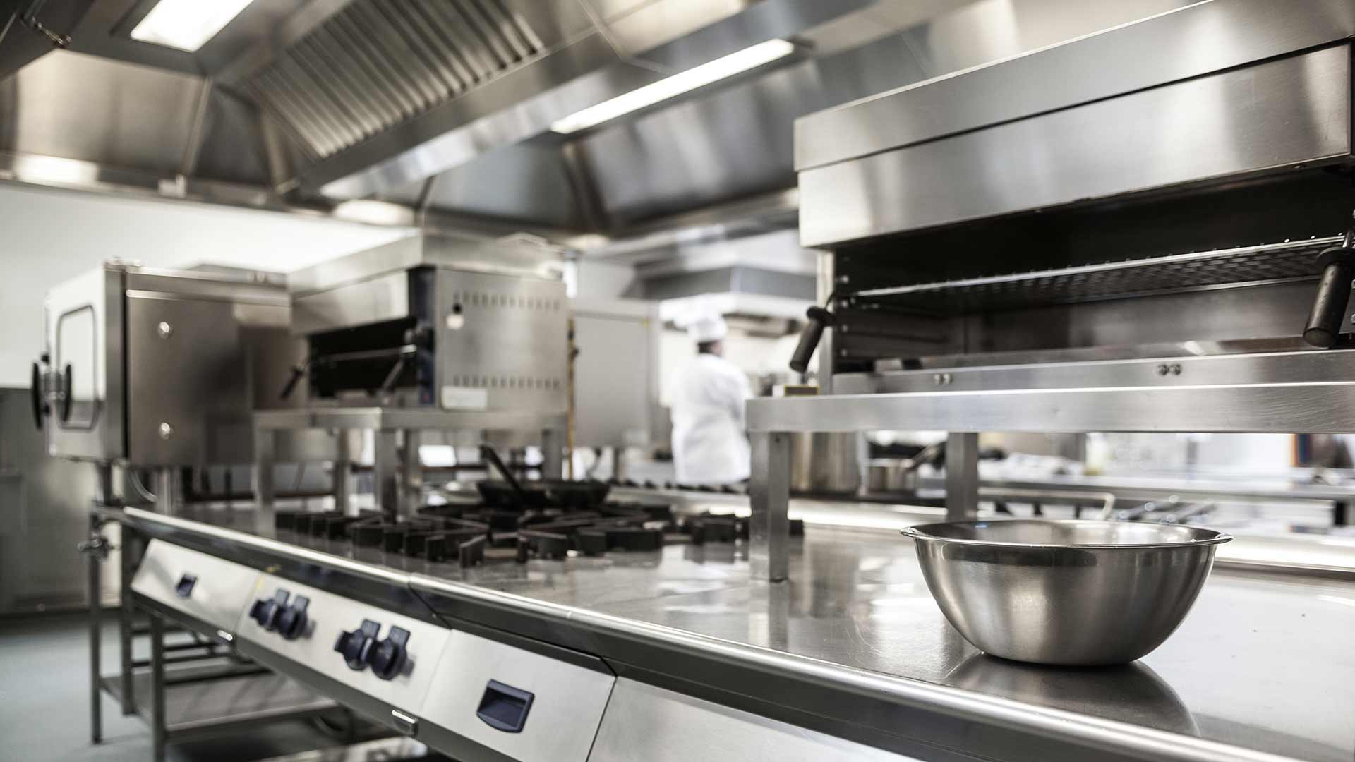 What to Know About Commercial Kitchen Hood Cleaning in Québec, Canada?