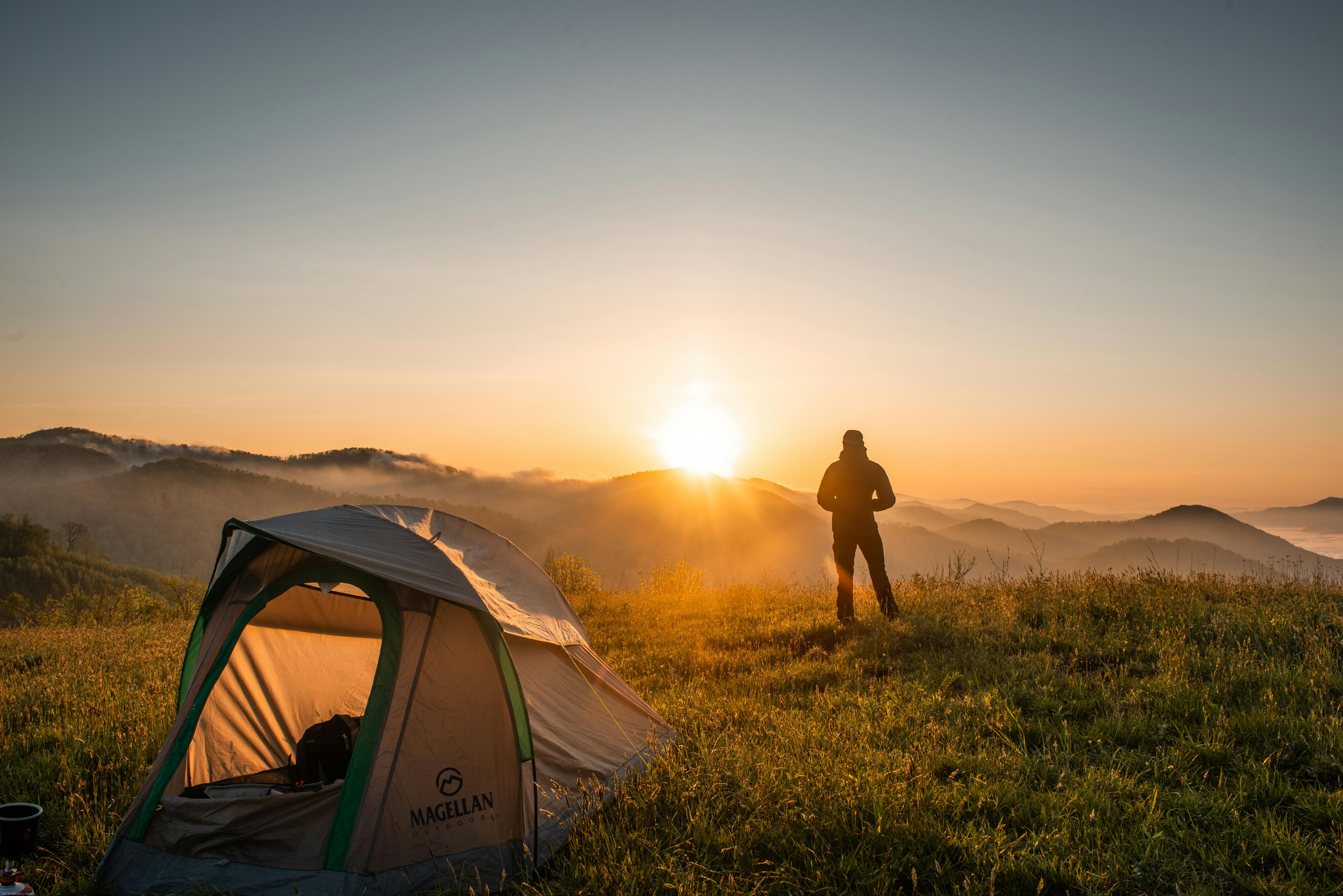 Top 10 Amazing Gifts for the Outdoorsy Men in Your Life