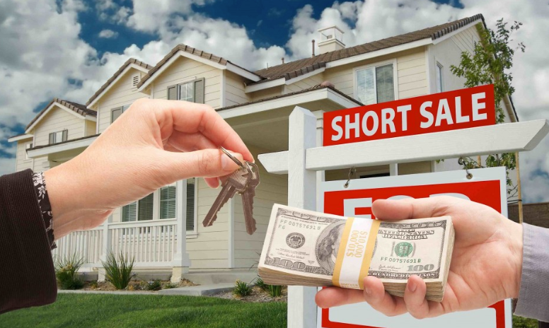 Learn how short selling a distressed property with help from a skilled specialist is beneficial in many ways