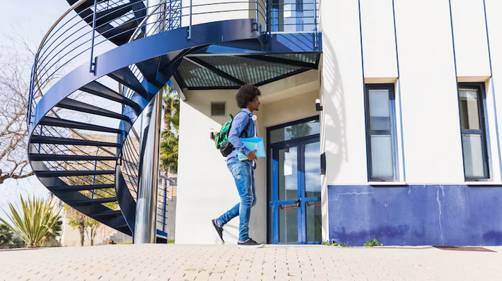 The Benefits of Hiring a Professional Residential Cleaning Service in Urbana, MD