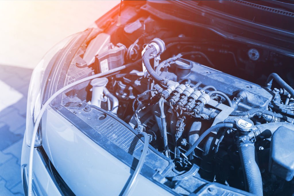 3 Signs Your Car’s AC Needs a Cooling Gas