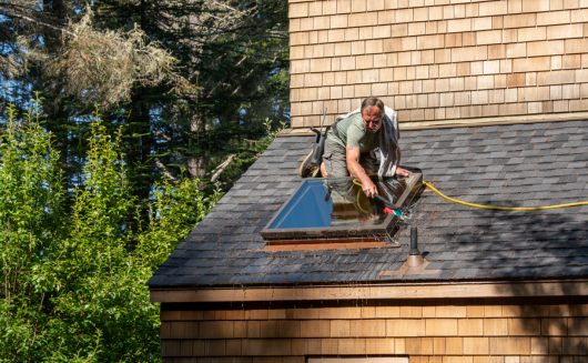 Protect Your Home with Hampton Roads Roof Cleaning & Washing Experts