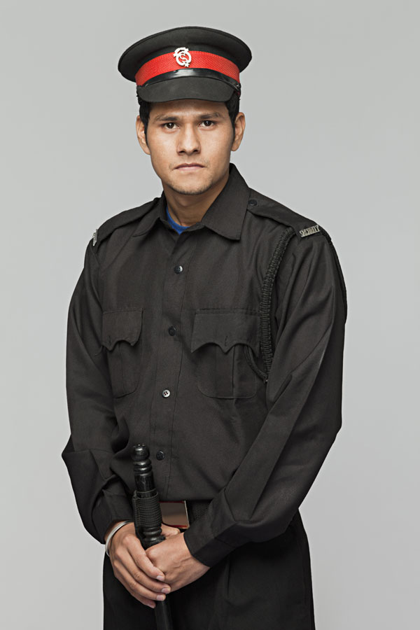 What are the Different Types of Security Guards available in Gardozo ?