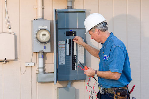 Top Reasons Your Electrical Board Is Humming