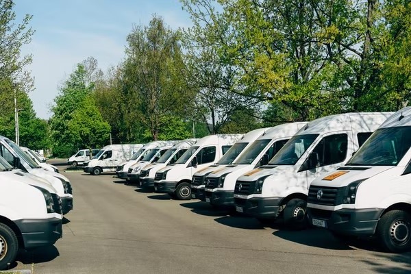 Minibus Hire Manchester With Professional Driver.