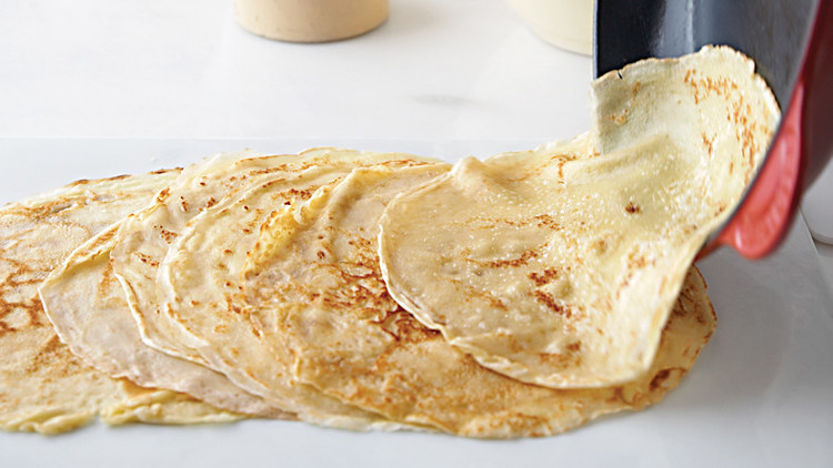 خطوات عمل الكريب في البيت