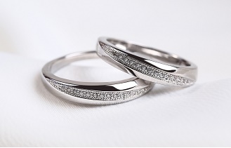 Why are Bespoke Wedding Bands Millennial Couples Favourite?