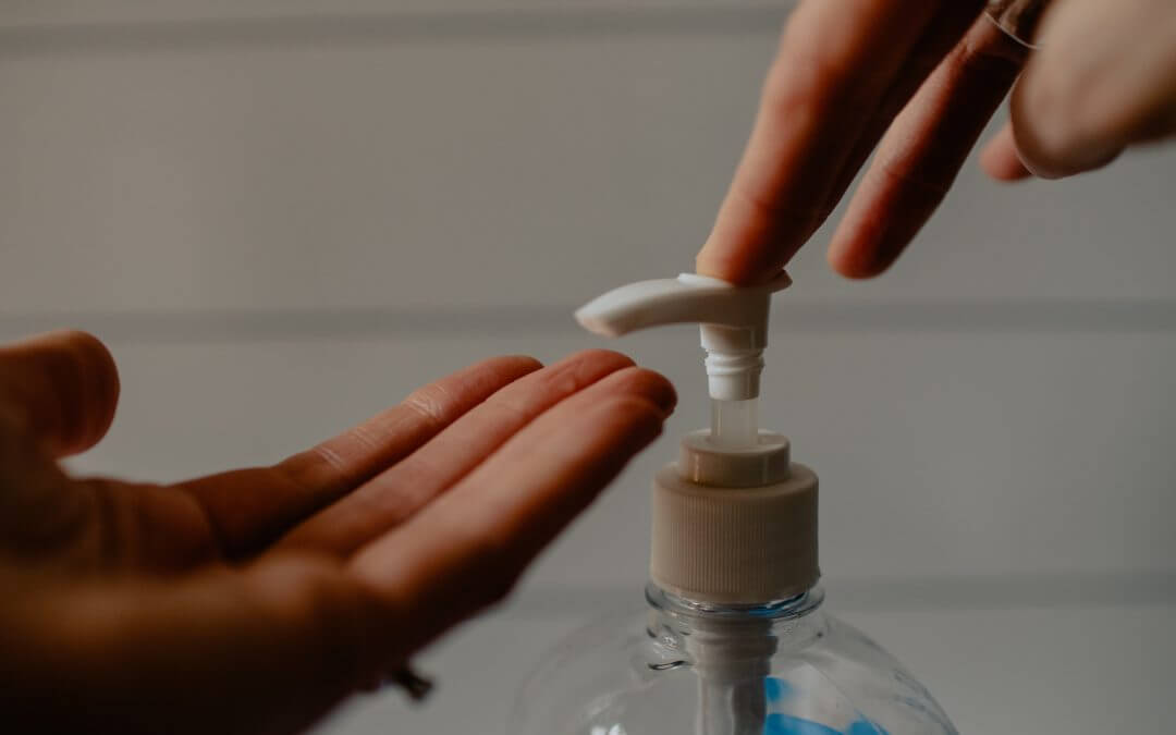 Hydrogen Peroxide in Skin Care: The Latest Beauty Trends for Clear and Glowing Skin
