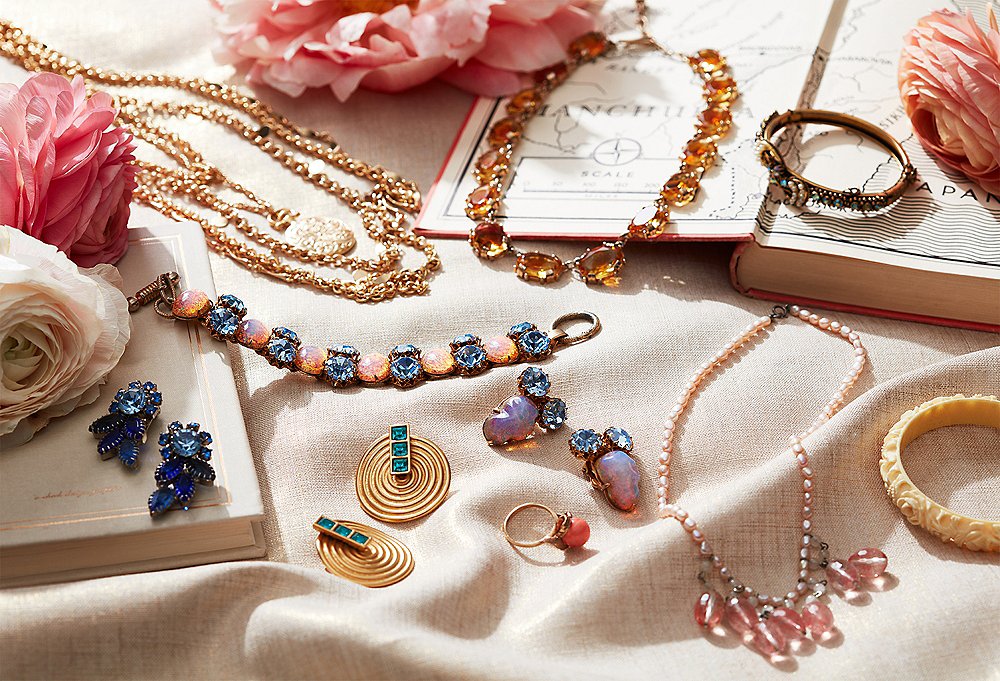 The Role of Technology in Elevating Luxury Jewelry Design