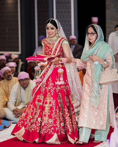 Accepting Wedding Wedding Tradition With Bridal Wedding Lehenga