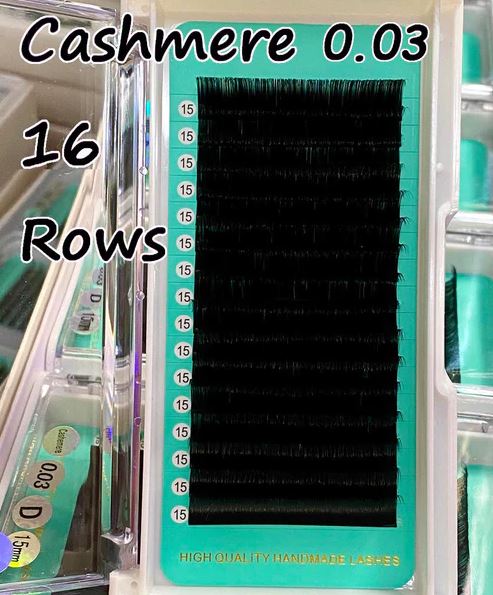 Effective Ways to Clean Your False Eye Lashes