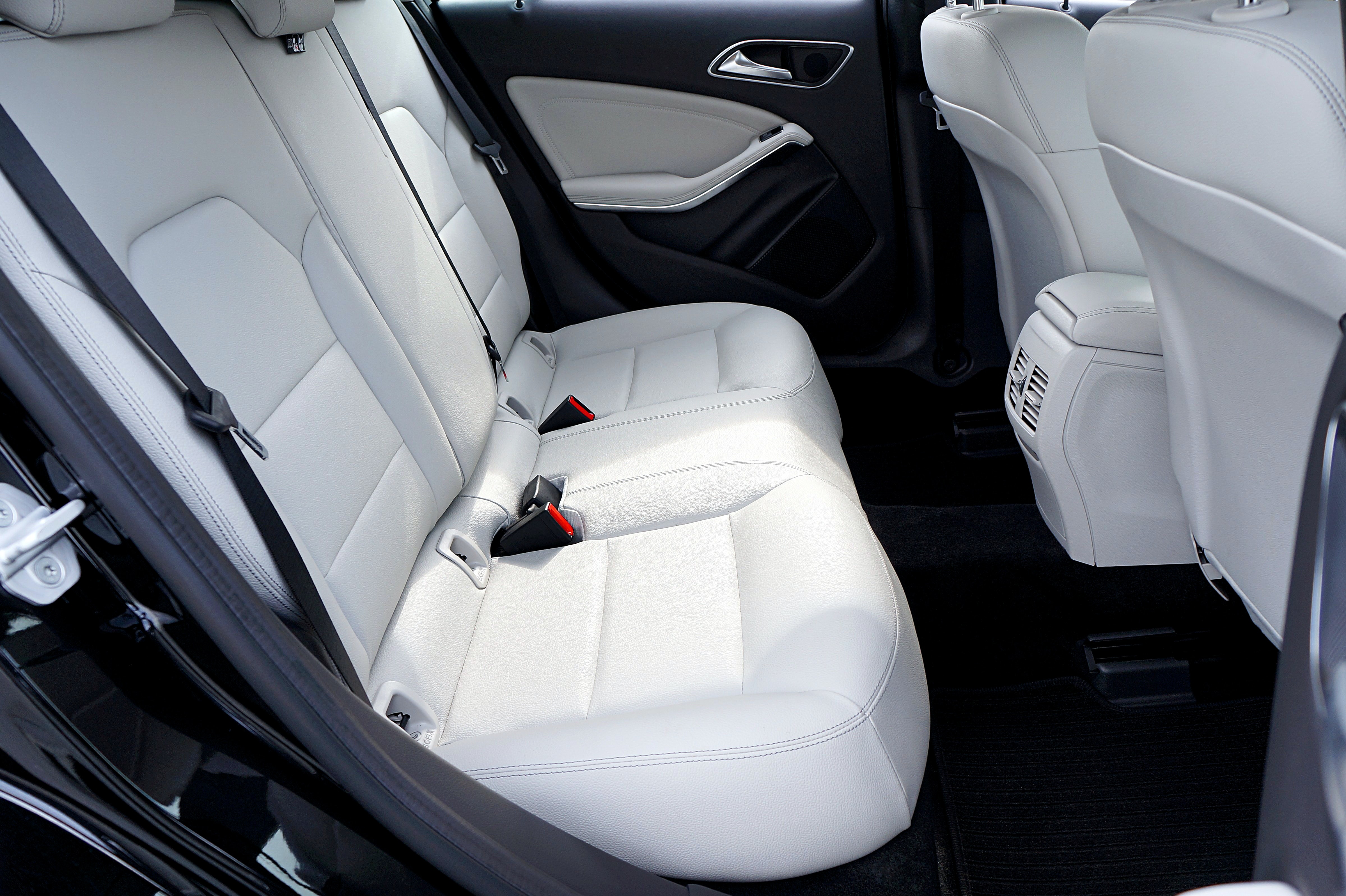 Benefits of Professional Interior Car Cleaning