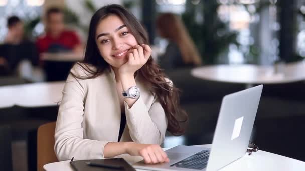 Hotmail Phone Number 1-855 -338-0710