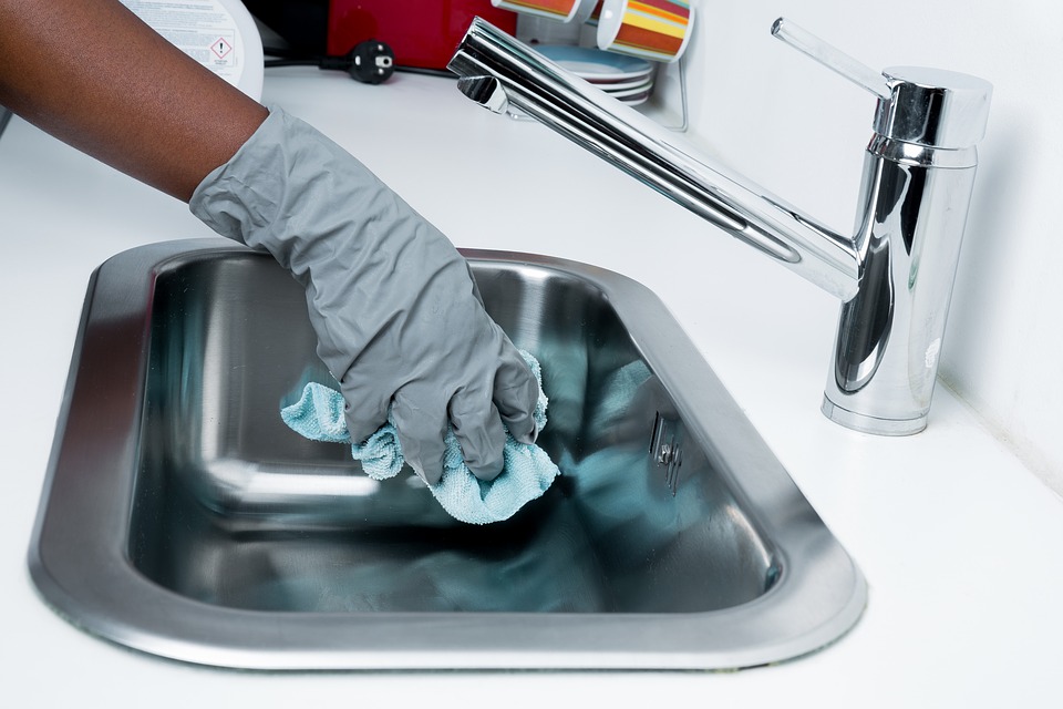 HOUSE CLEANING SERVICES: WHAT YOU SHOULD KNOW