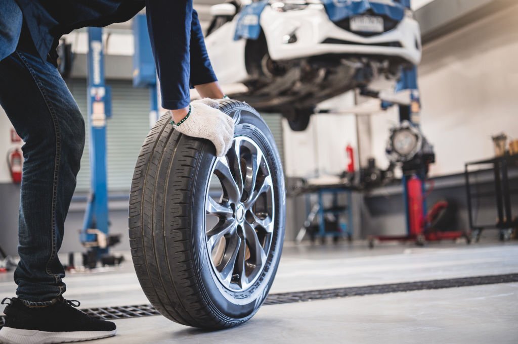 Canadian Tire Flyers: Save Big on Automotive Products