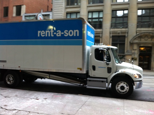 Hiring Professional Movers for a Stress-Free Move in Toronto