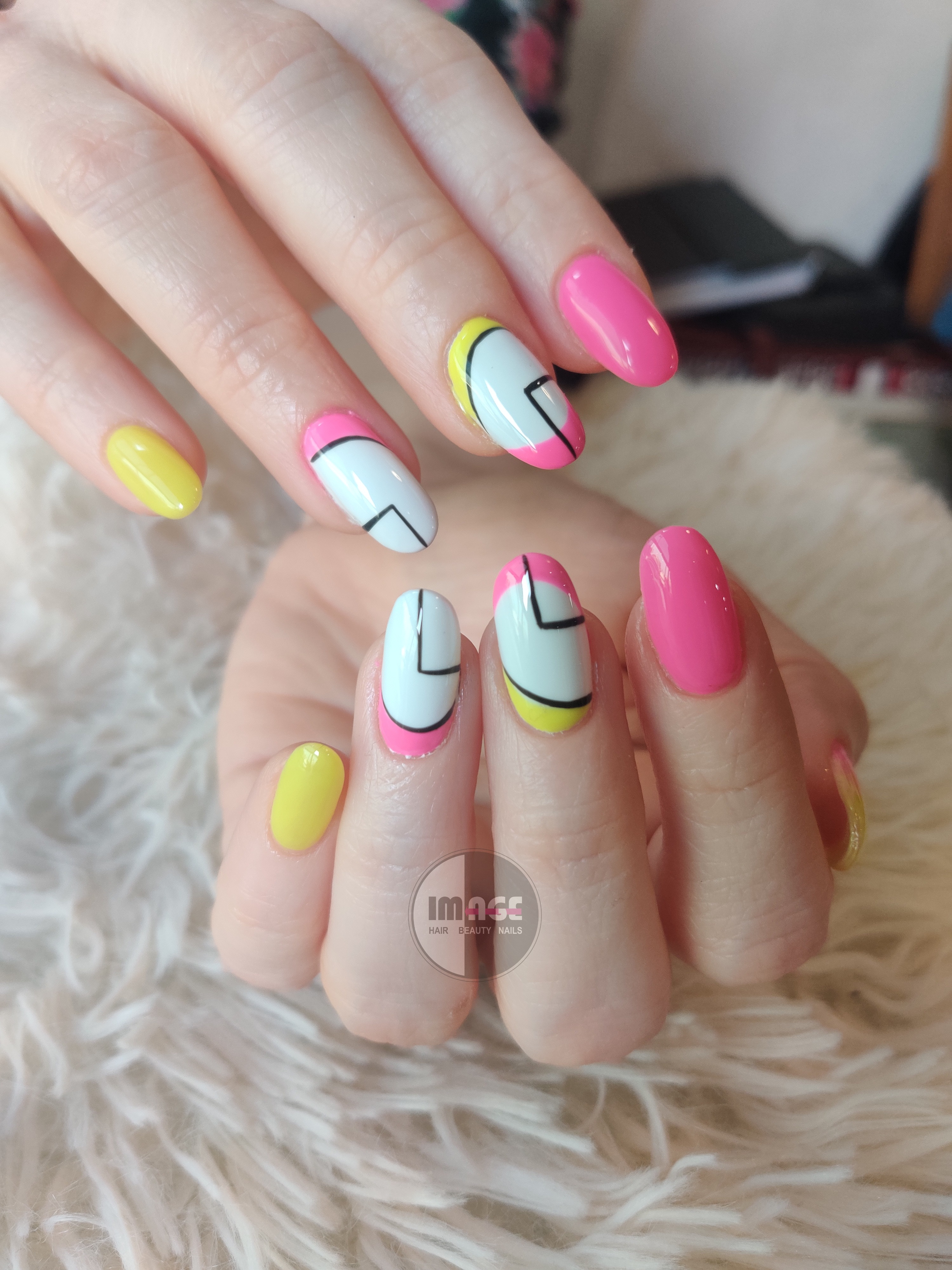 Nail Art Salon in Kolhapur