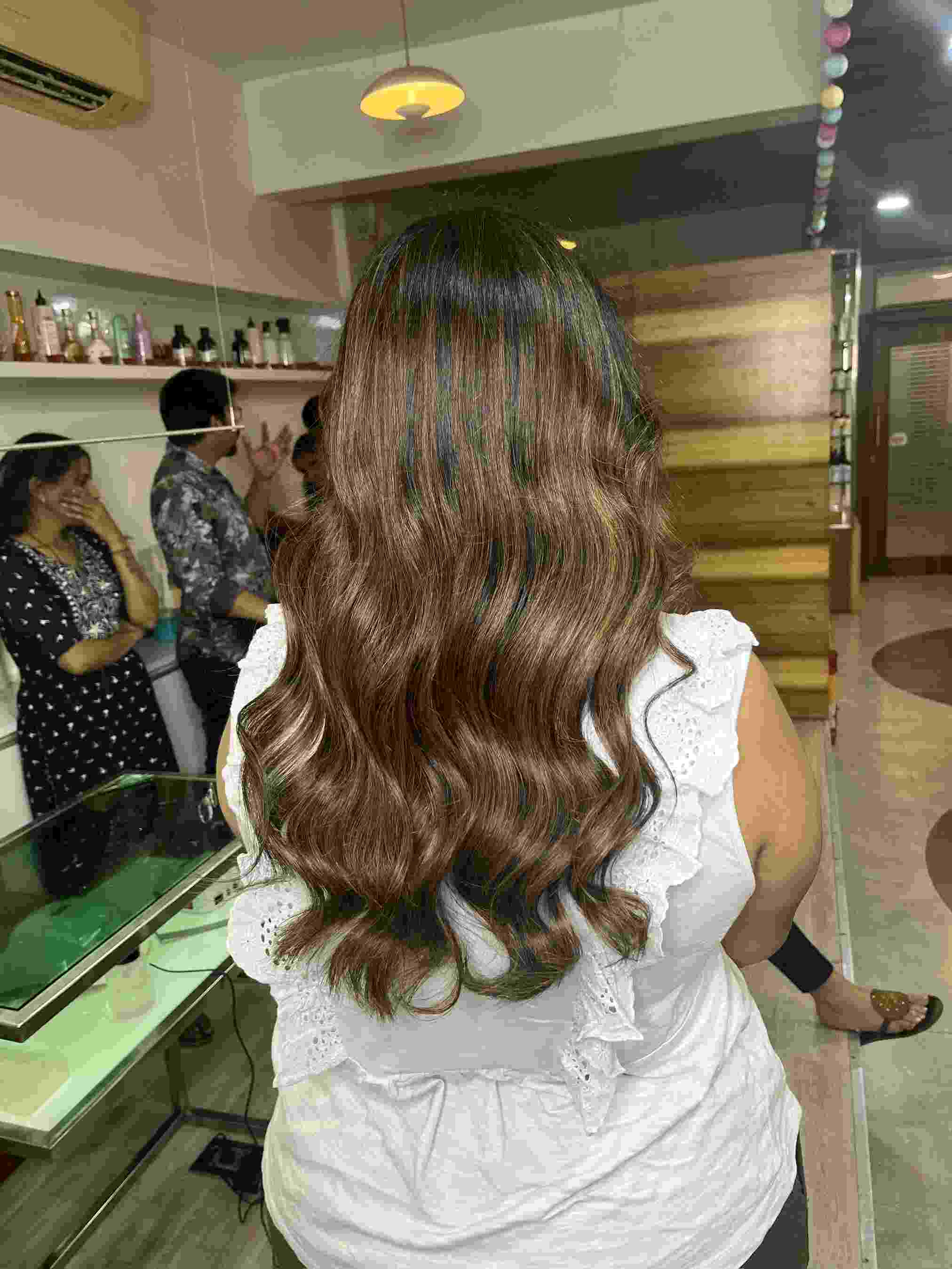 ladies spas and beauty parlors in Kolhapur