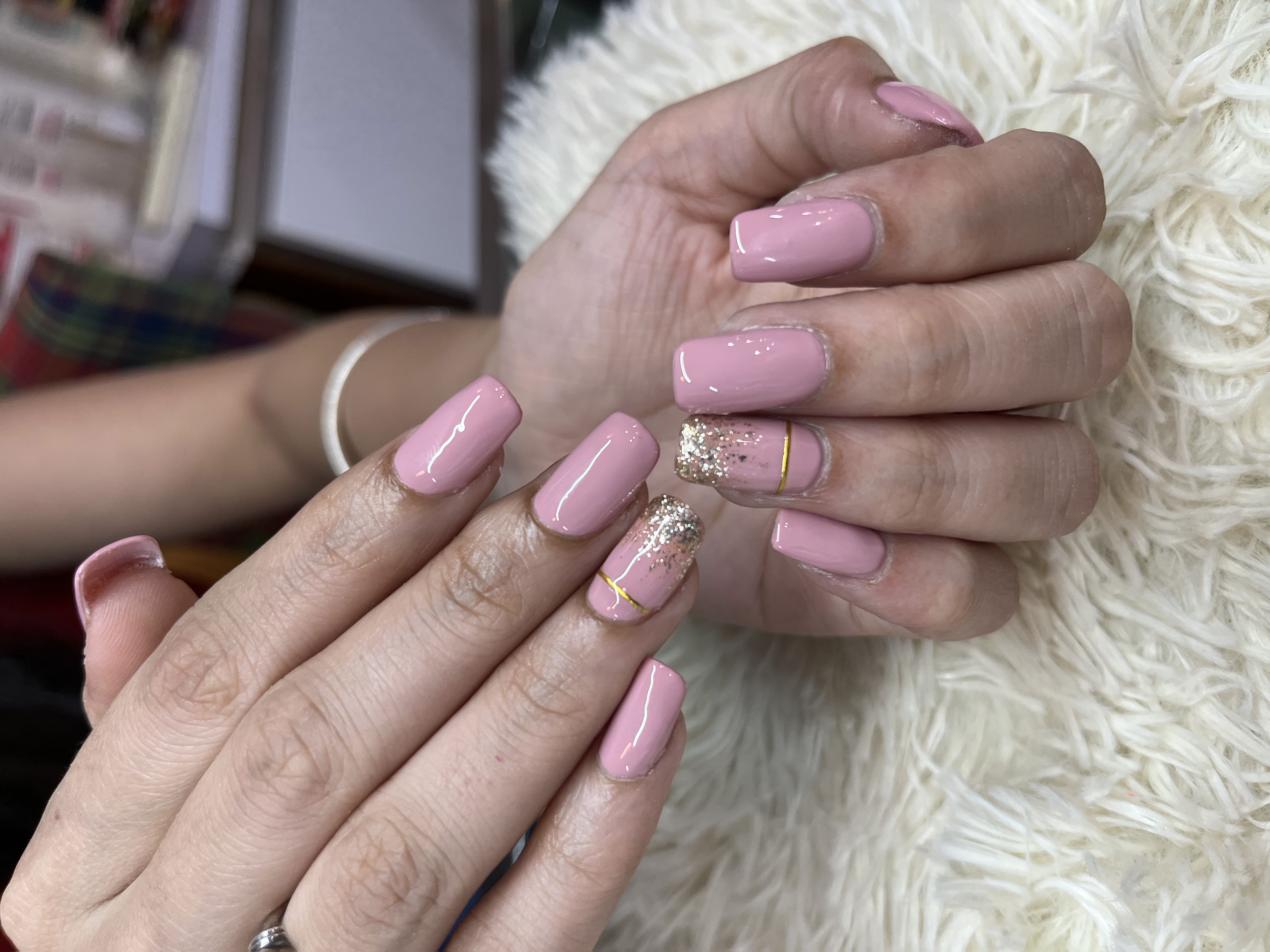 nail salon and nail art in Kolhapur