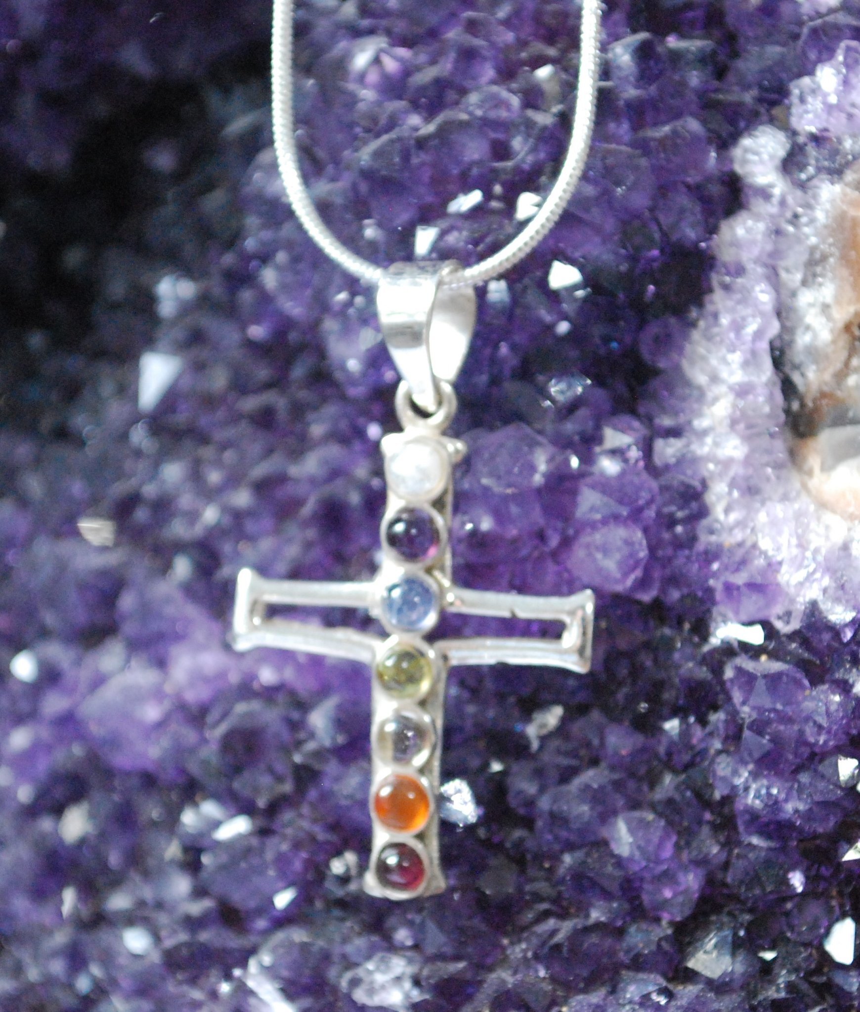 Natural Chakra Crystal 925 Silver Cross Pendant Inc Chain