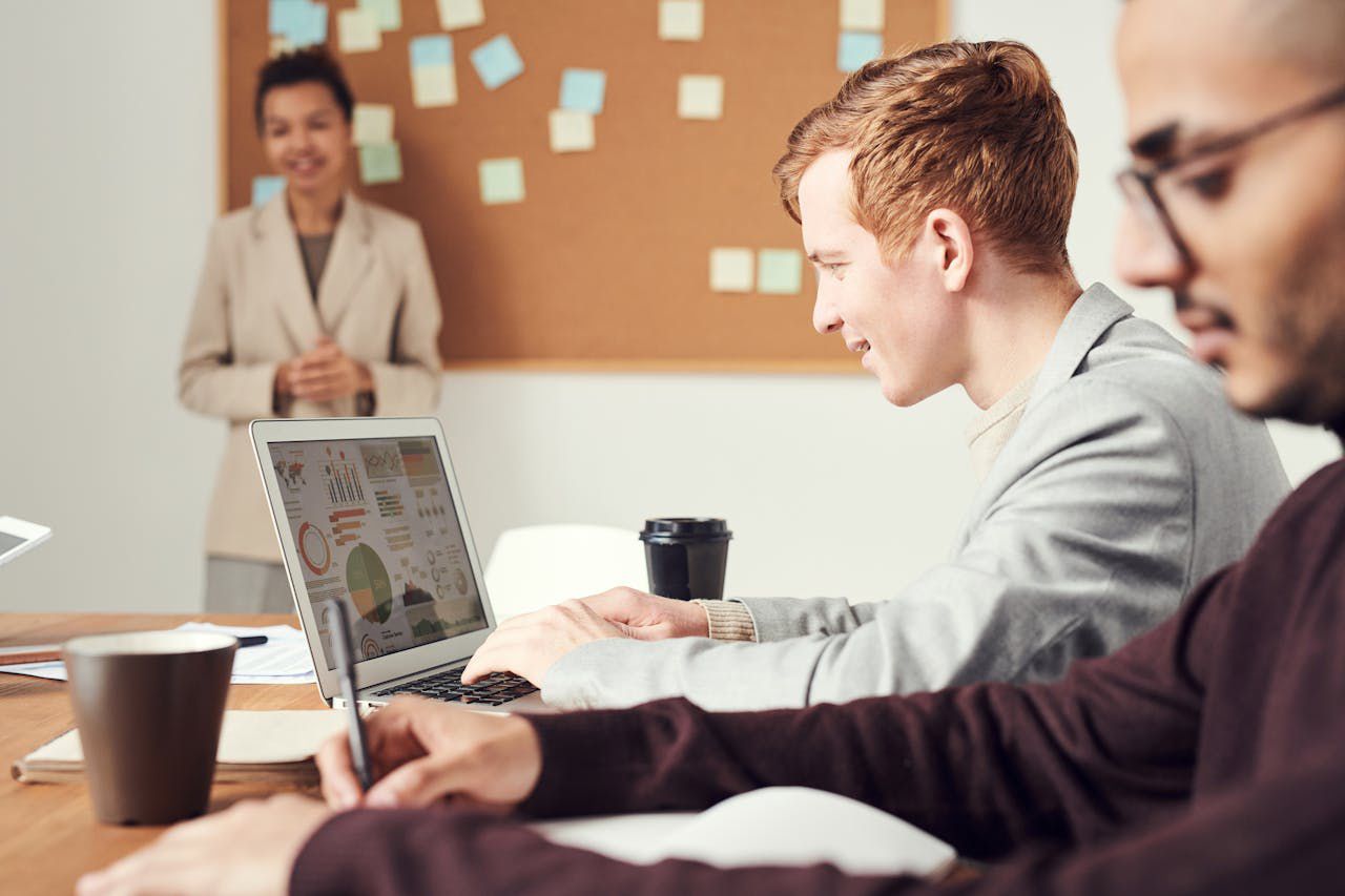 News e Você: Conectando Marcas e Público com Comunicação Empresarial de Qualidade