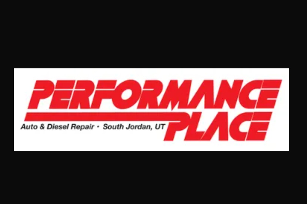 Why should you choose Performance Place for your next oil change or brake service?