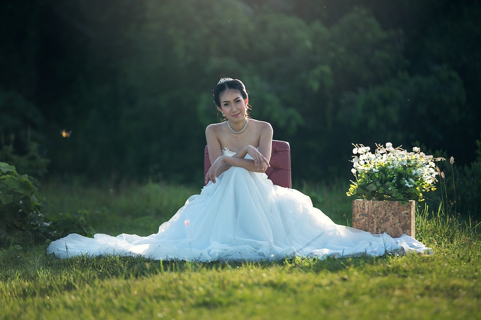 What Do I Need To Look for When Selecting Wedding Shops in Ringwood?