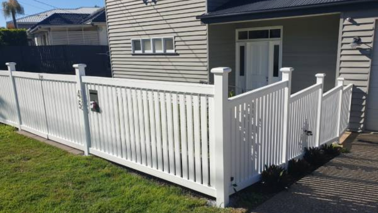 How Fence Builders in Brisbane Help Increase Property Value