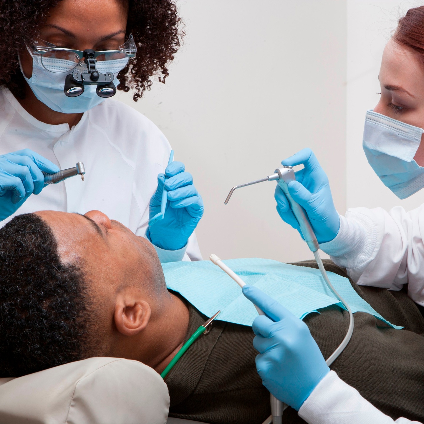 Why You Should Enroll in Dental Anesthesia Courses 