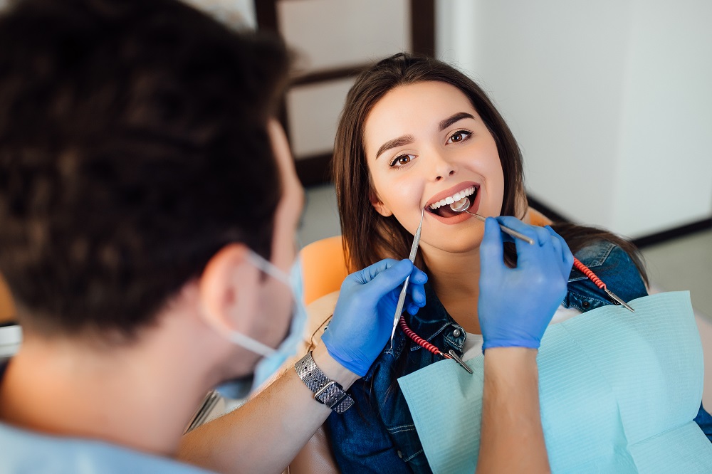 4 Benefits Of Dental Implants To Your Oral Health