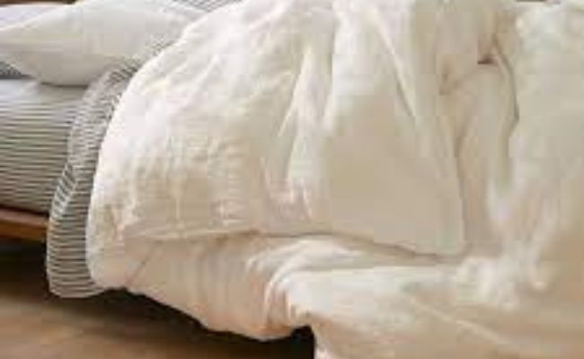 SIGNS ITS TIME TO CHANGE YOUR BEDDING