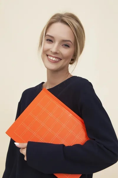 Online vs In-Person Spanish Lessons: Which is Right for You?