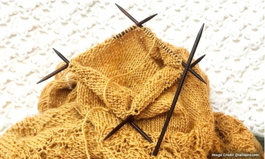 5 Basic knitting Stitches using double pointed needles