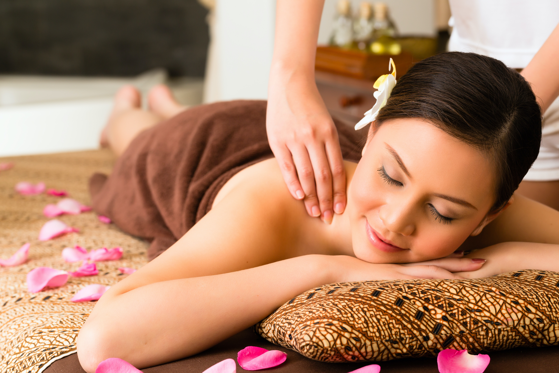 Indulge and Thrive: Unveiling the Transformative Benefits of Spa Retreats