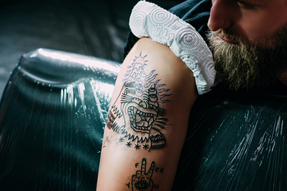 How to put a tattoo gun together?