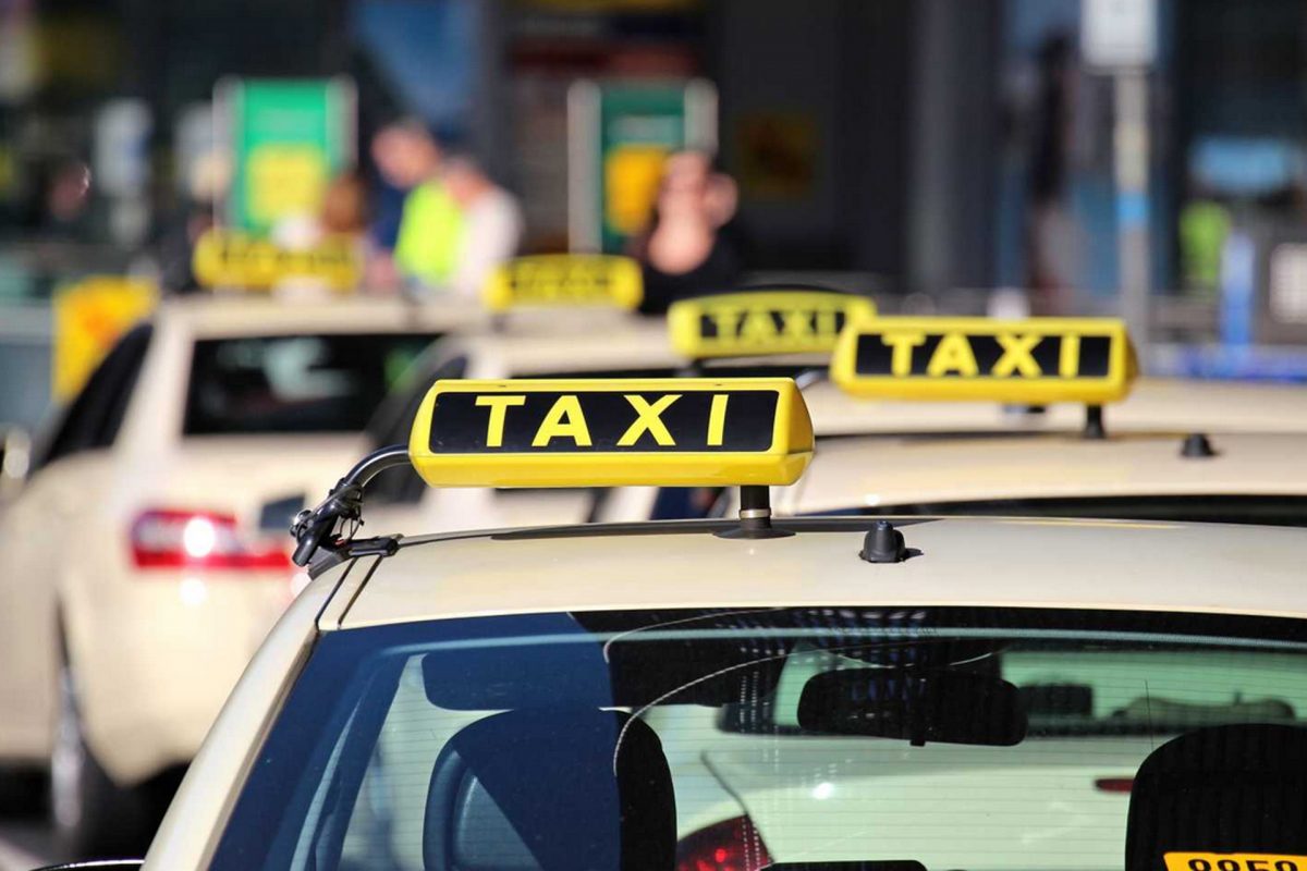Benefits of taxi service for elders