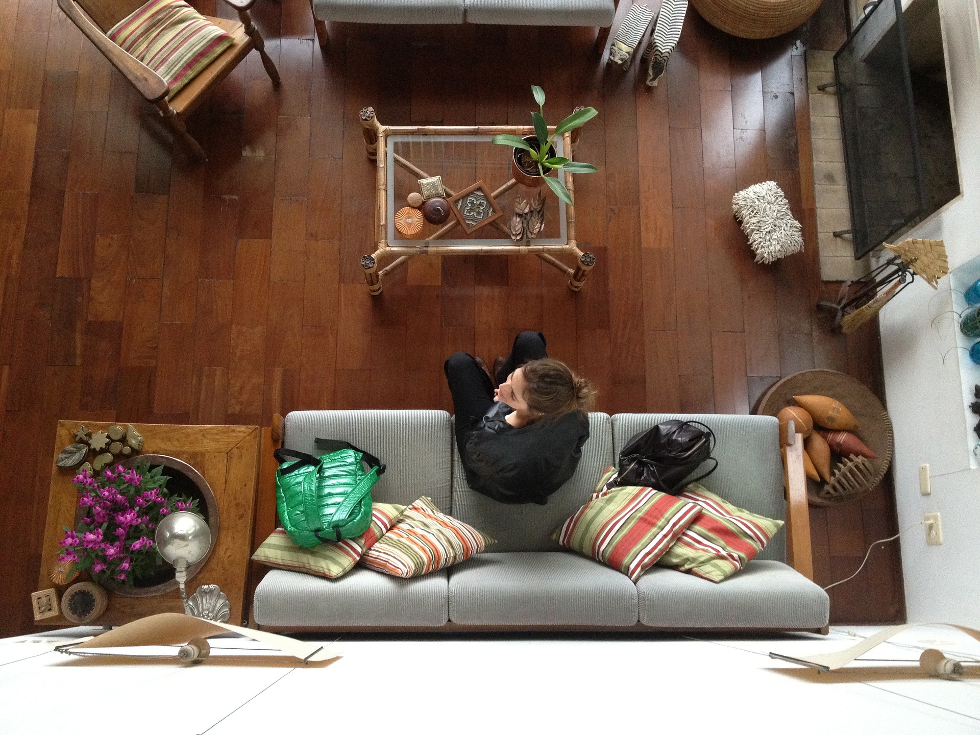 6 Ways to Relax When You're at Home