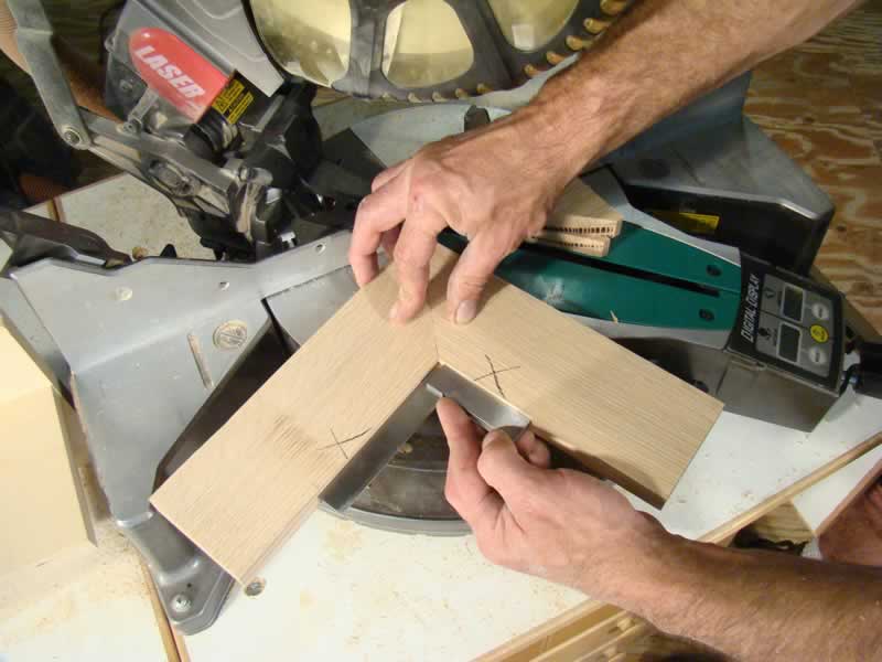 Effective Ways to Find Out Reputed Carpenters