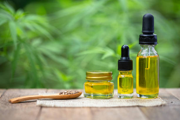 How Do Natural Products Help Fight Acne?