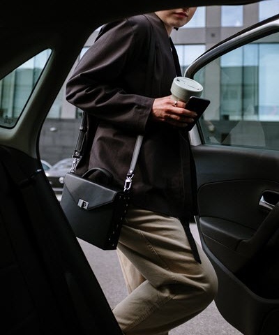 The Danger of Distracted Passengers