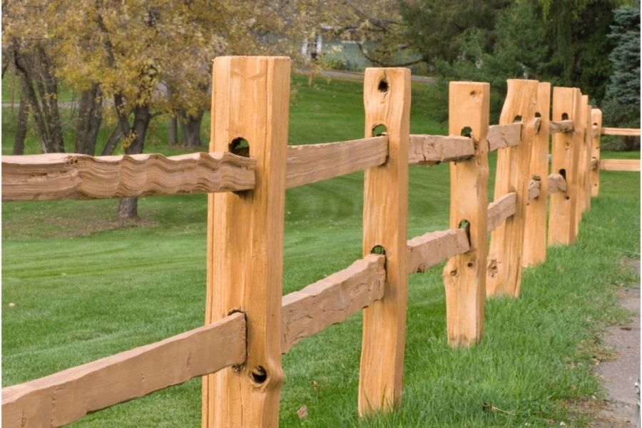 7 Reasons Why You Need A Split Rail Fence