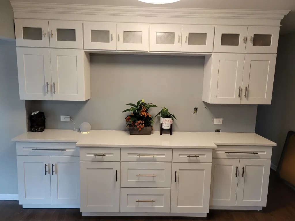 Top Advantages of Refacing Kitchen Cabinets