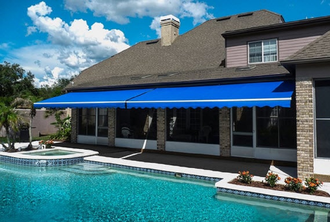 Modern Pool Awnings You’ll Want This Year