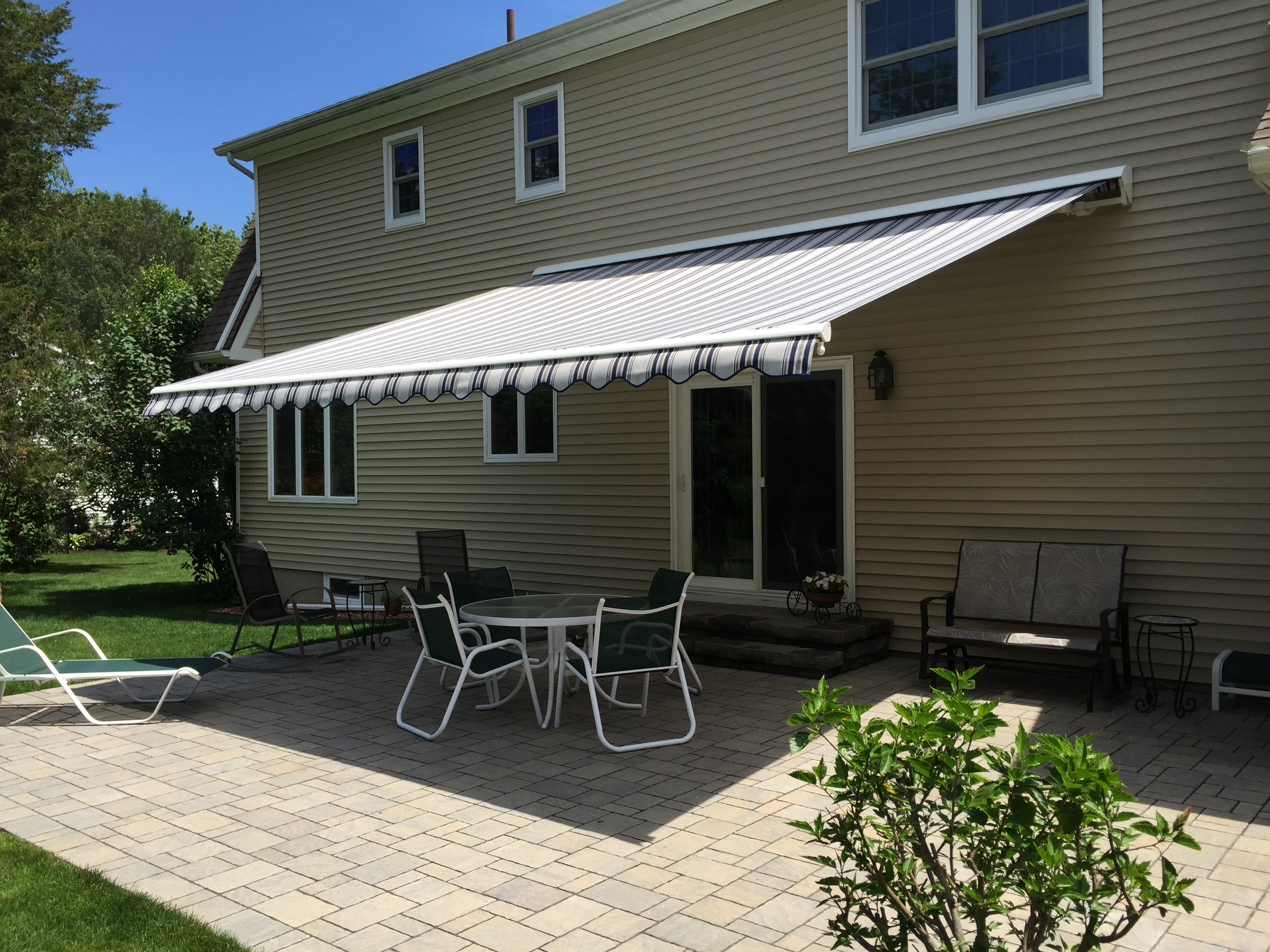 Outdoor Patio Awnings You’ll Fall in Love This Season!