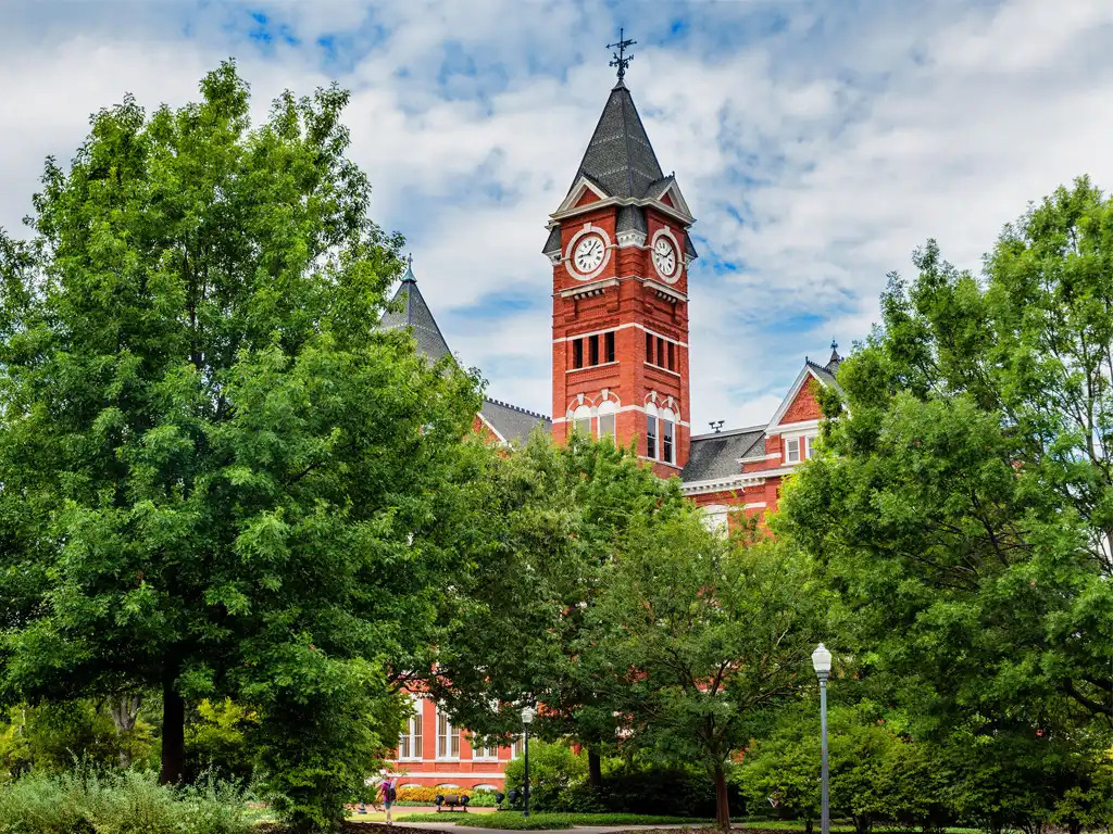 Auburn Admission Requirements – Scores & GPA