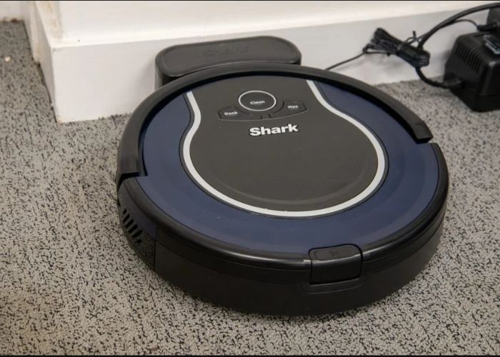 Shark Robot Vacuum Maintenance: How To Clean And Empty