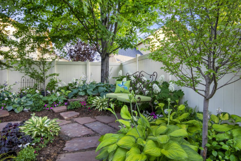 How Much Does It Cost To Landscape A Small Front Yard?