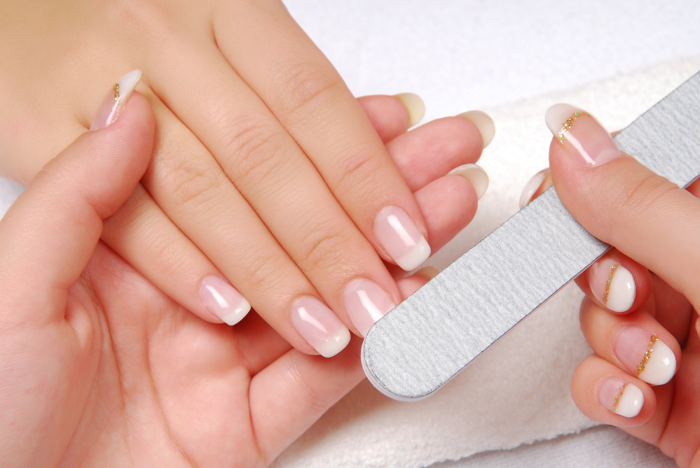 Benefits of professional manicure & pedicure services 