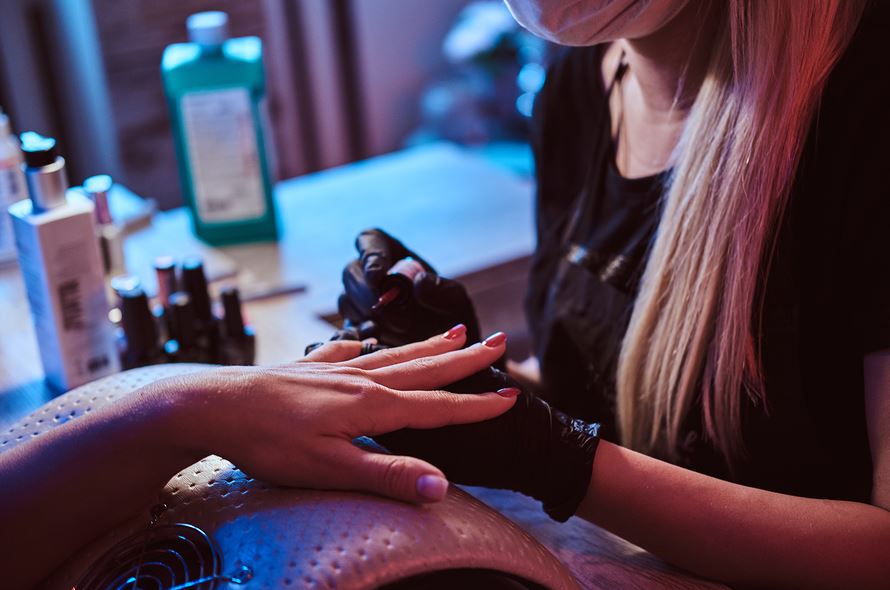 Are professional manicures & pedicures really safe?