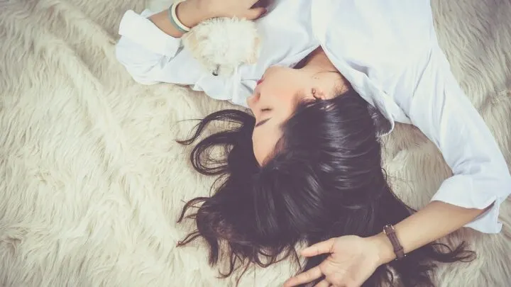 How to Sleep Comfortably on a Hot Night